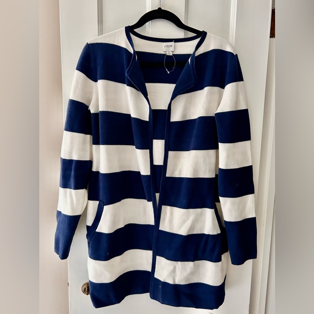 Barely worn - beautiful classic JCrew sweater blazer.
